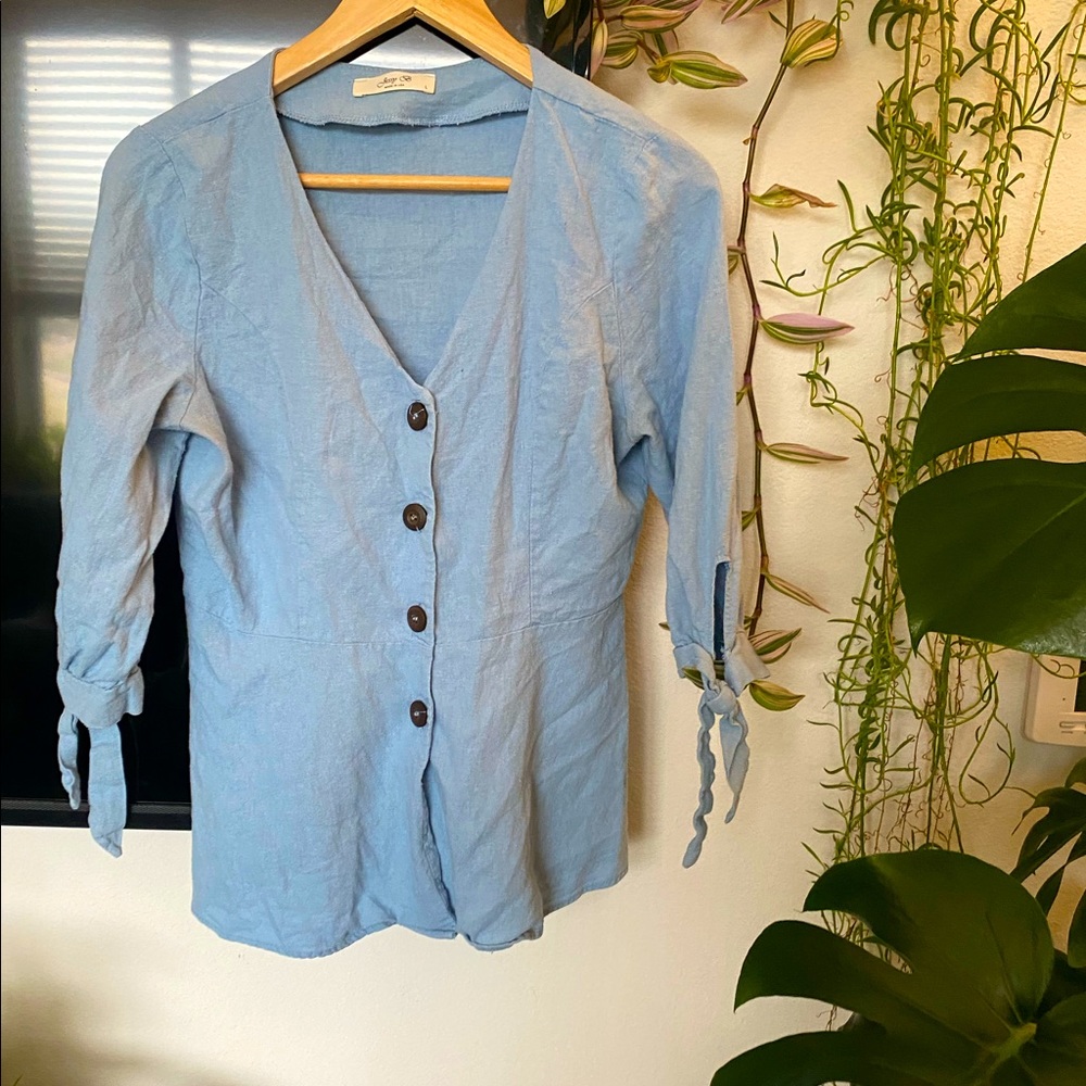 Jessie J linen-like top ModCloth blue size M